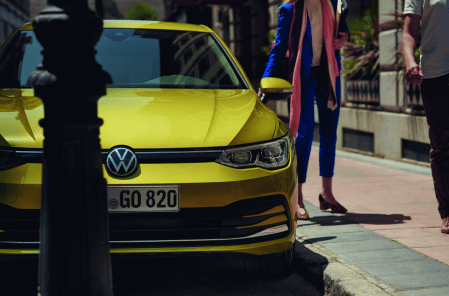 Volkswagen Golf geheel Auto Poppe thuis in Zeeland